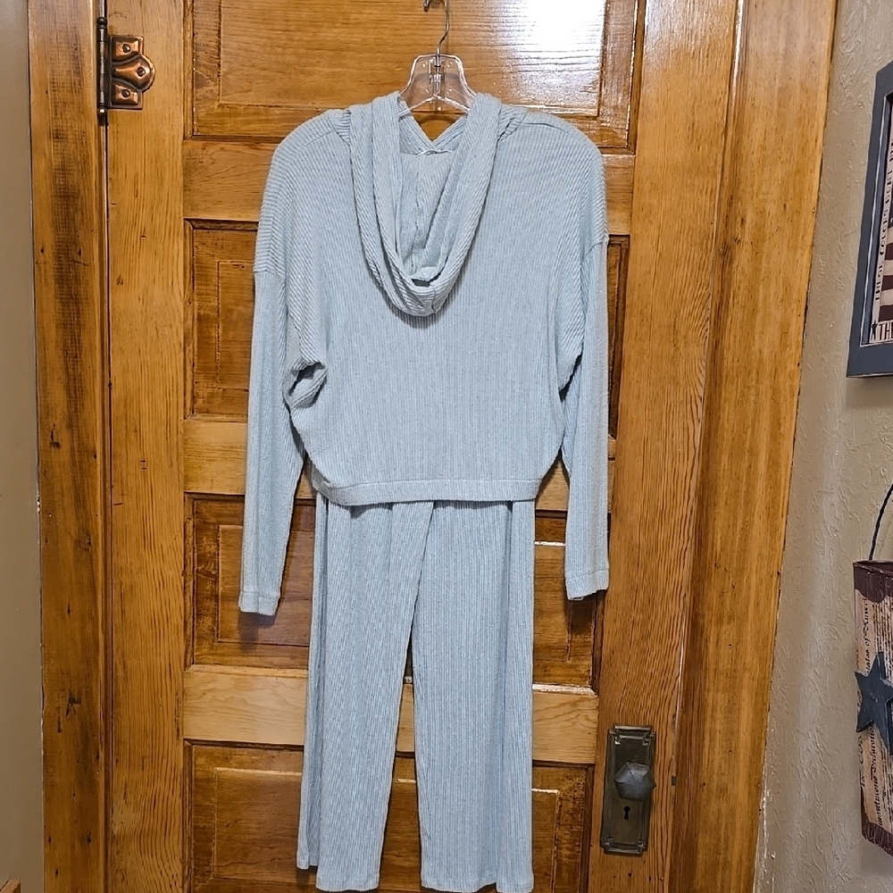 H&M Long Sleeve Blue Loungewear Set 16 - Picture 3 of 5